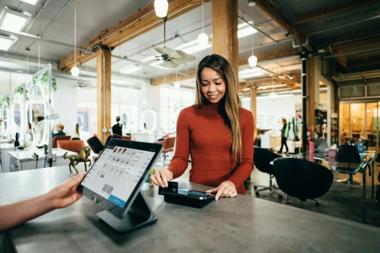 customer service retail technology