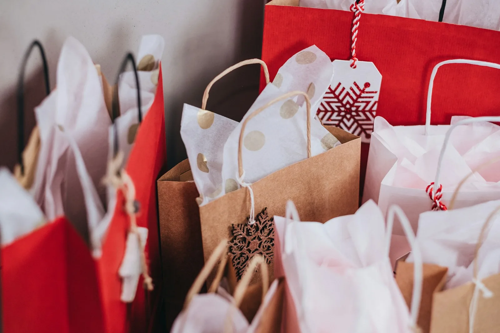 customer shopping holiday gifts