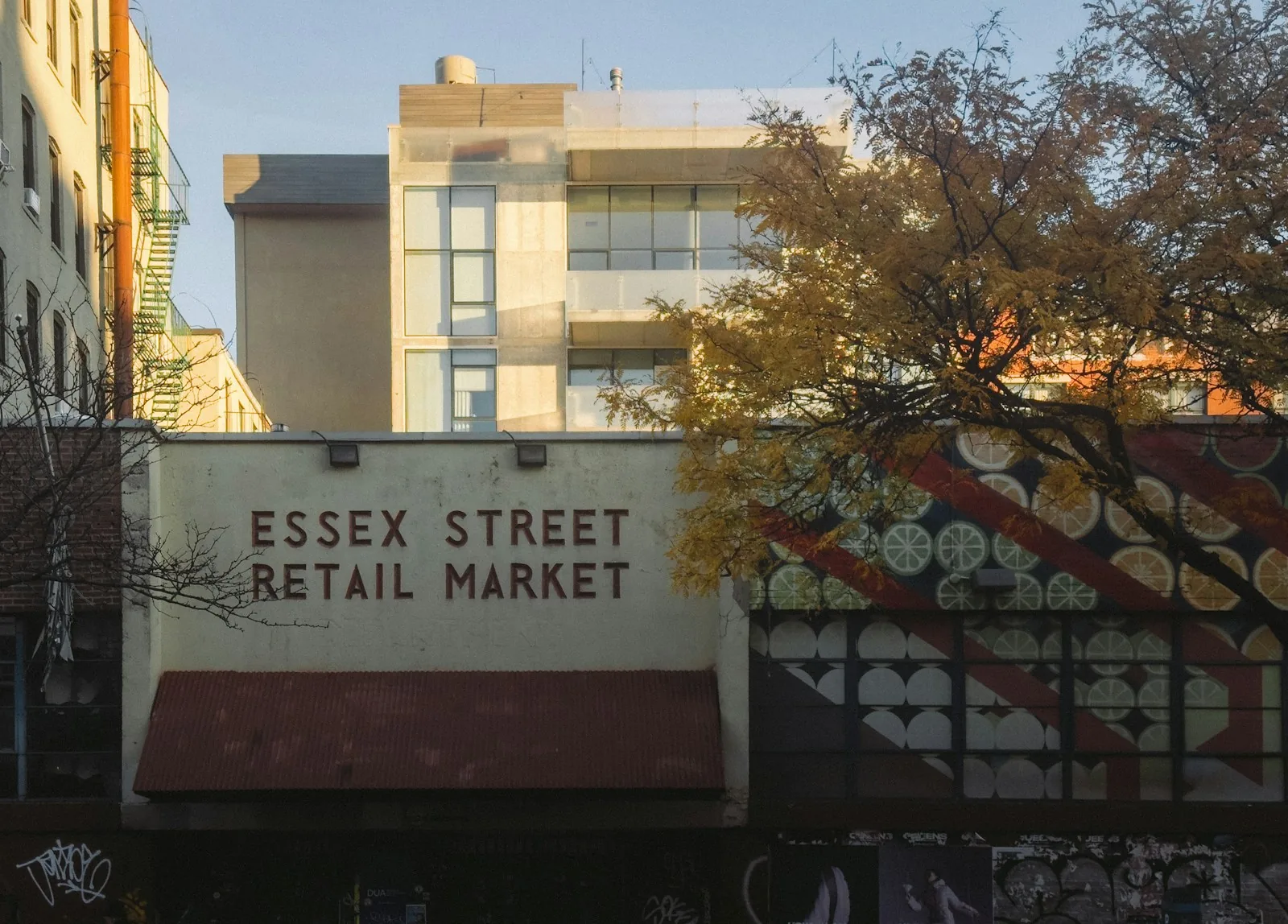empty retail space vacancy
