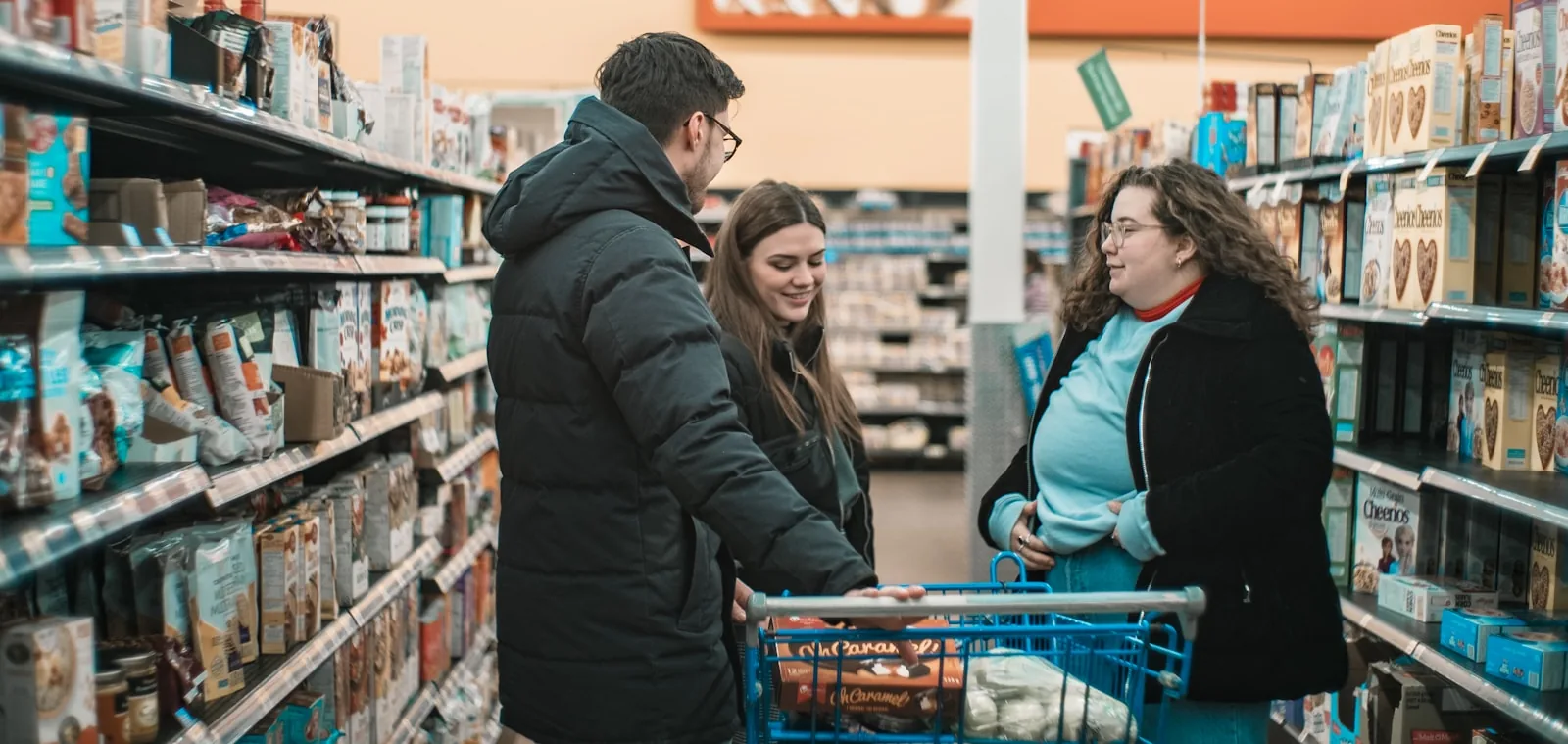 family grocery store shopping