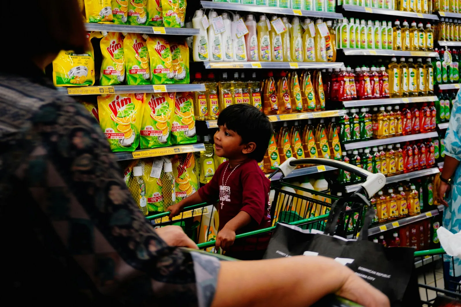 grocery shopping families