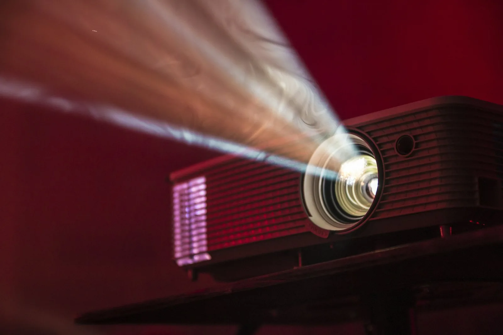 laser projector bright image