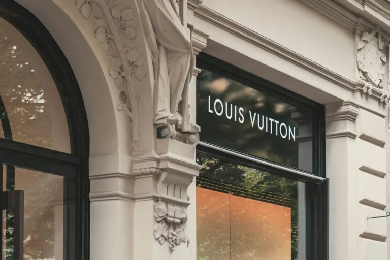 luxury department store fashion shopping