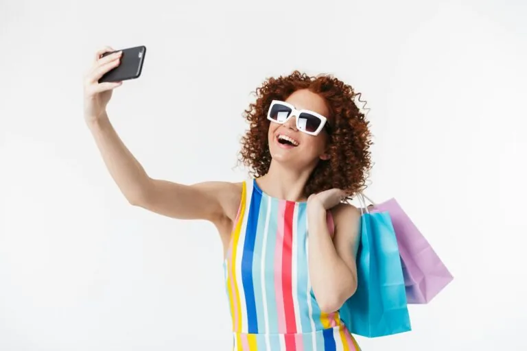 mobile shopping app lifestyle