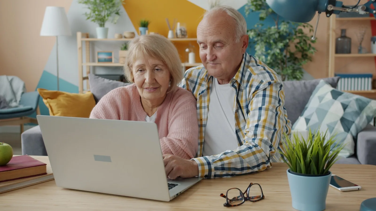 older customers online shopping