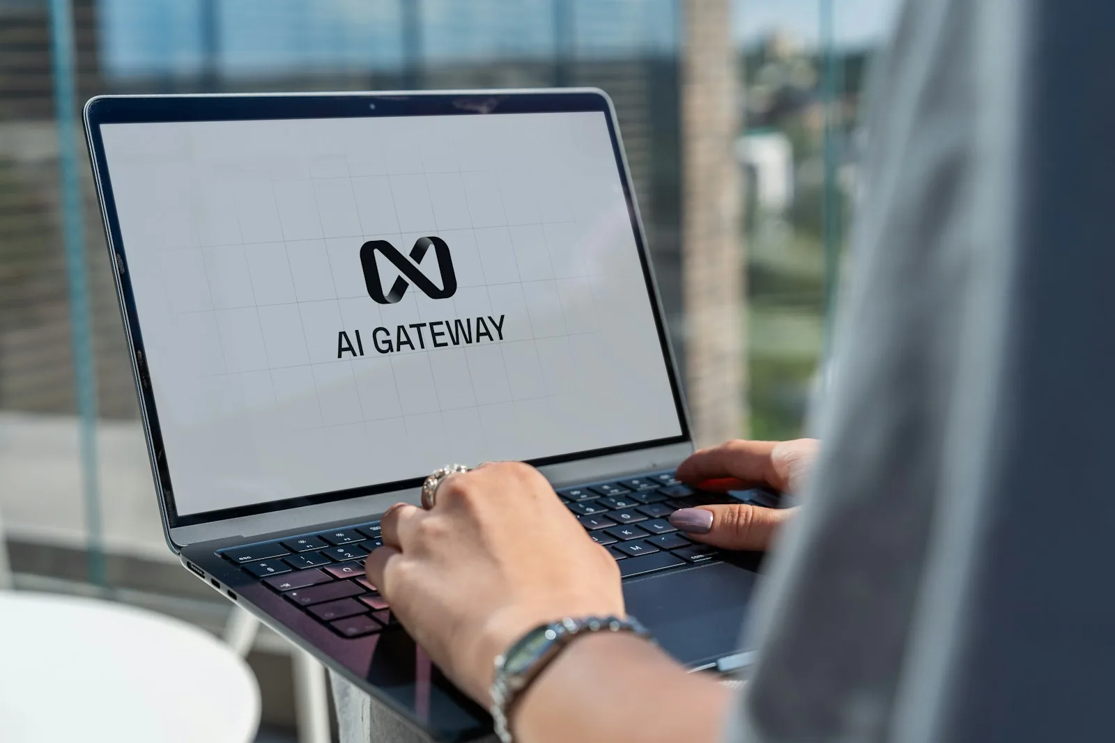 online shopping assistant AI commerce