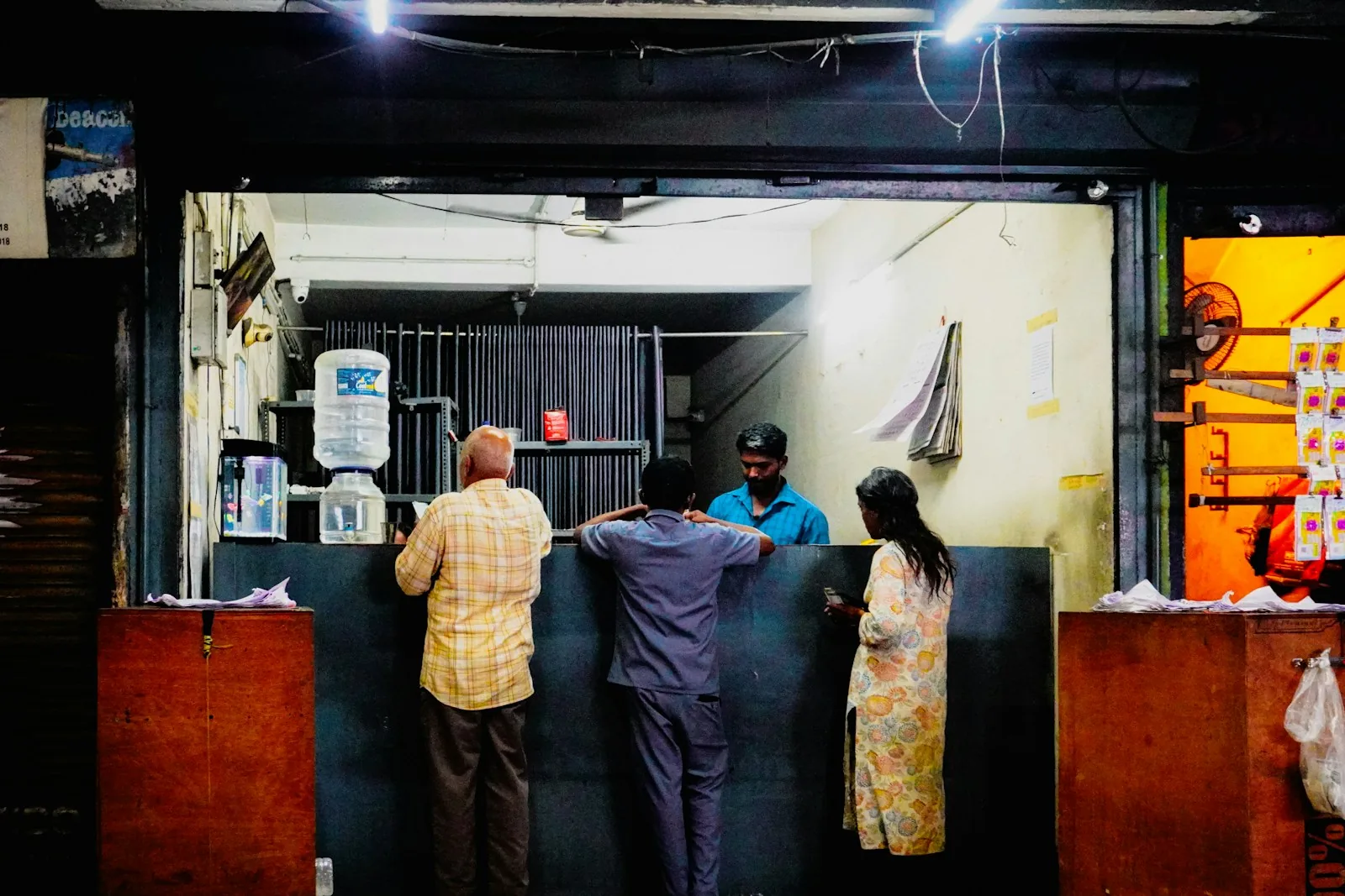 retail store counter customer service