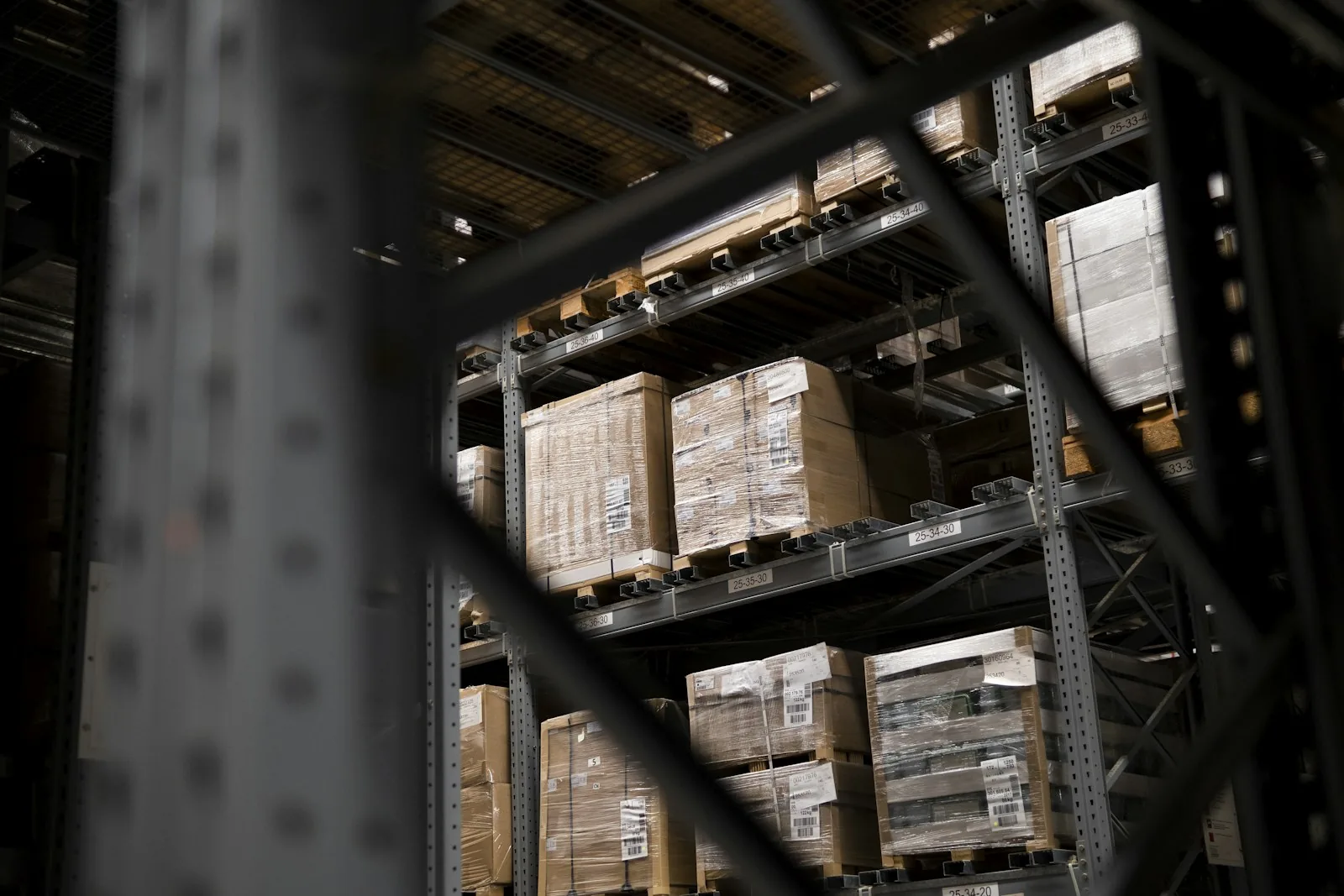 retail warehouse inventory boxes