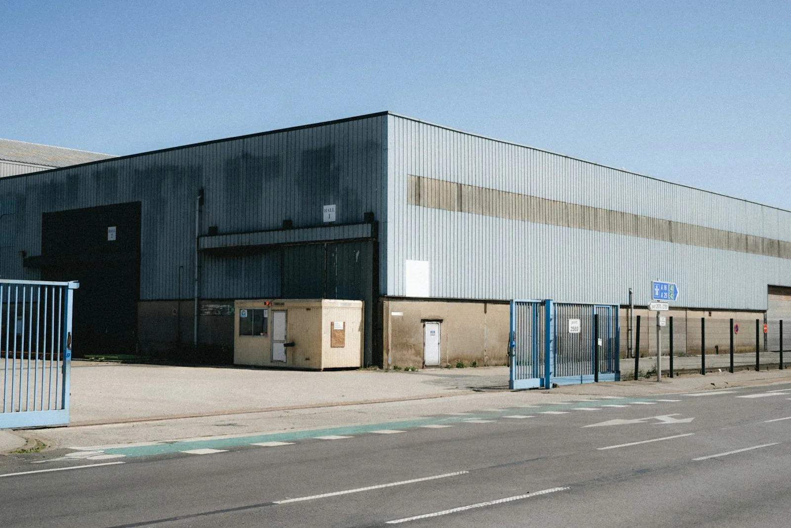 warehouse distribution center
