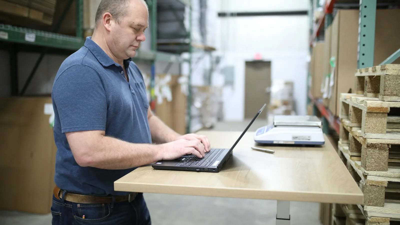 warehouse shopping checkout