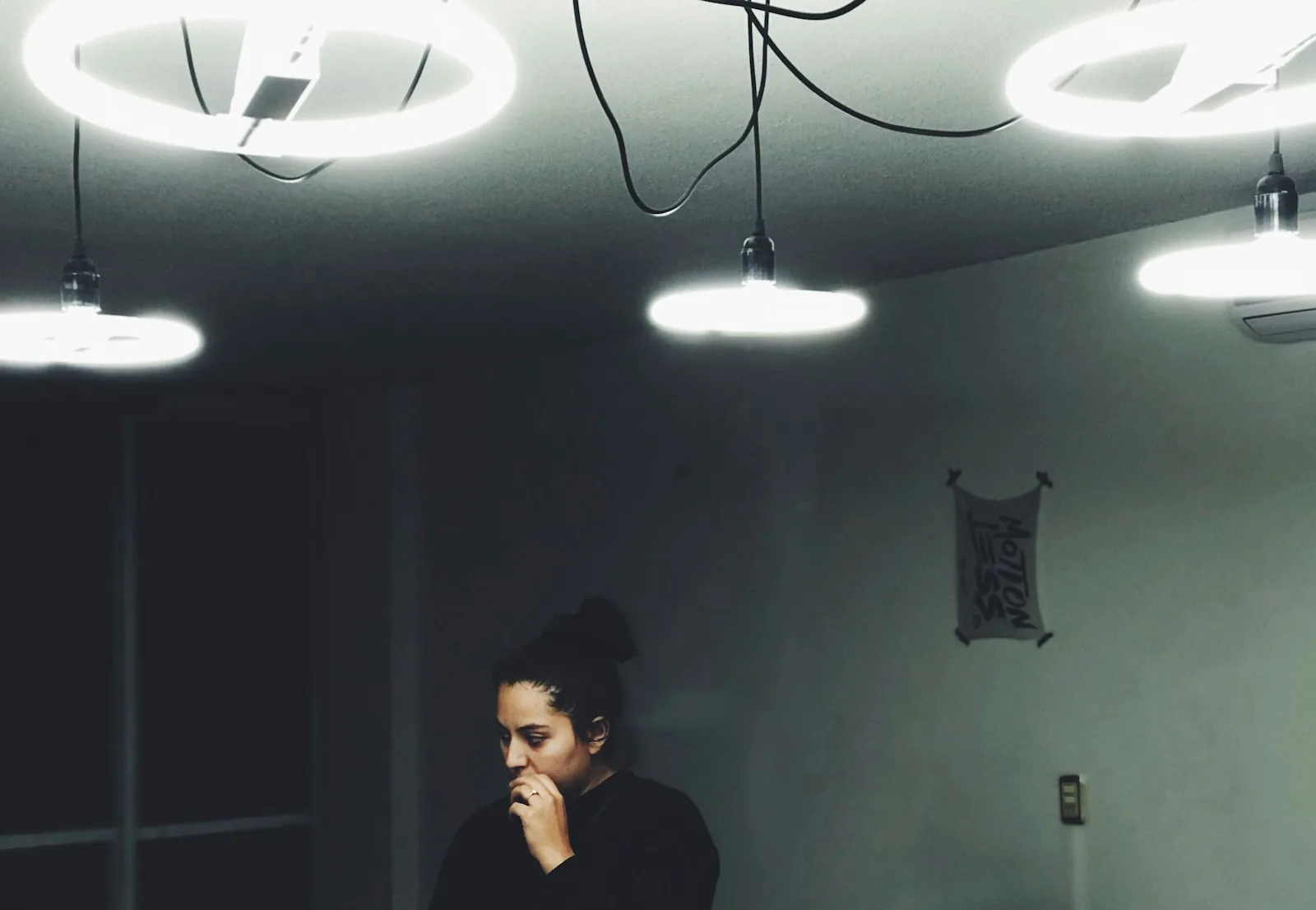 woman asking questions about lighting fixtures